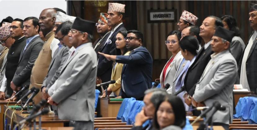 Talks Fail to Resume Parliament Meeting