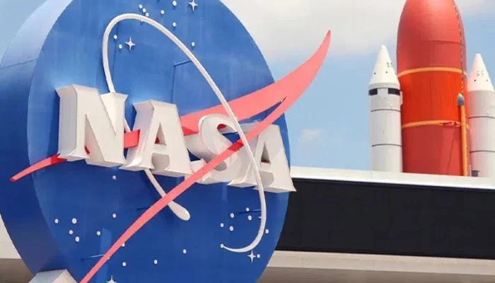 NASA Bans Chinese Nationals from Its Space Programs
