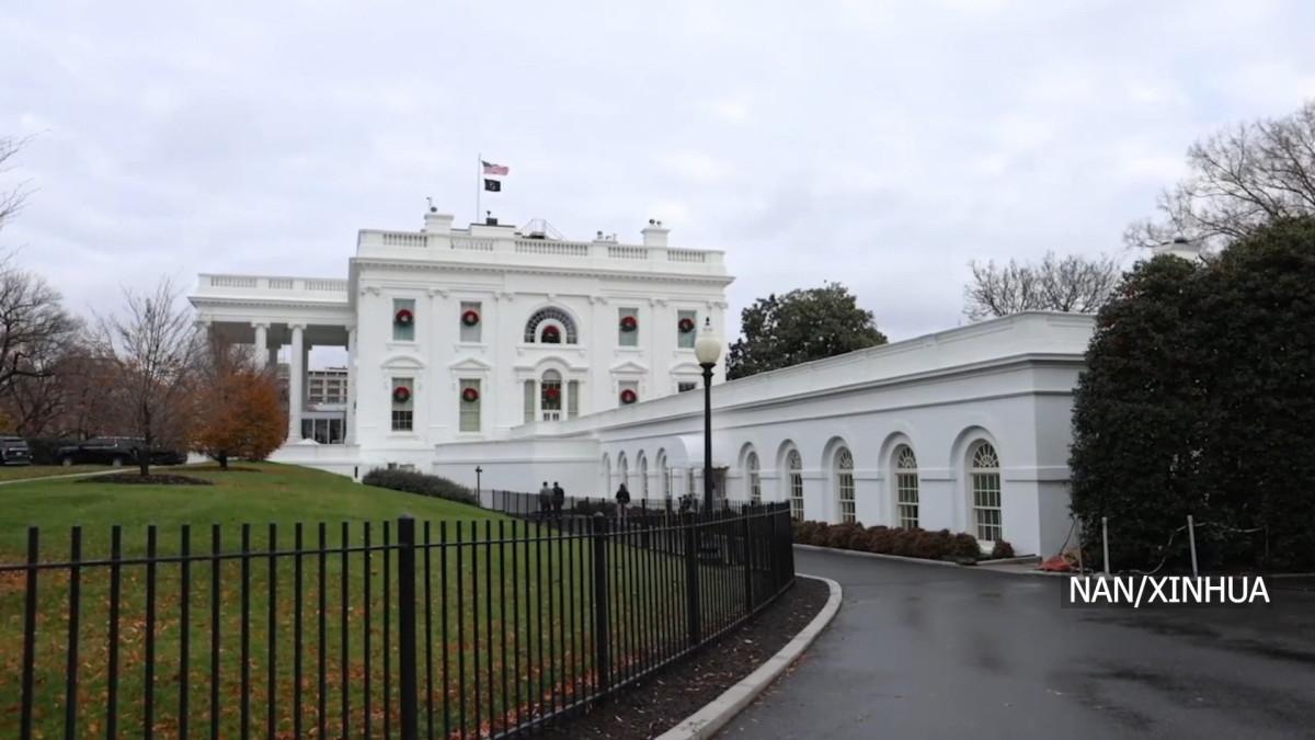 Trump Keeps “All Options Open” as Iran Faces Rising Unrest