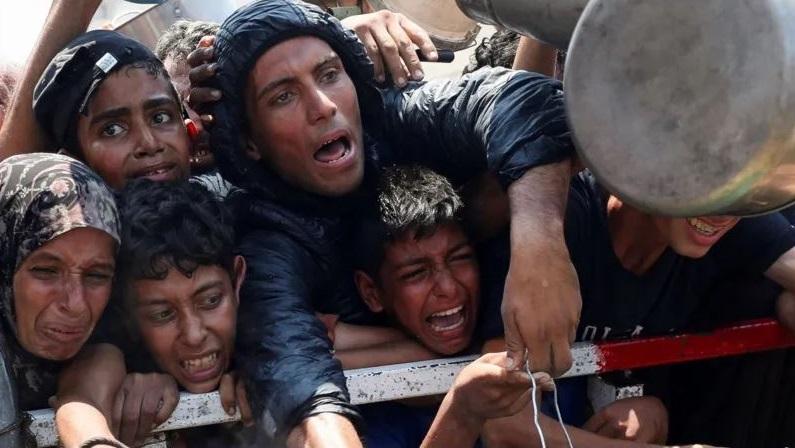 Gaza Receives Airdropped Supplies Amid Ongoing Shortages
