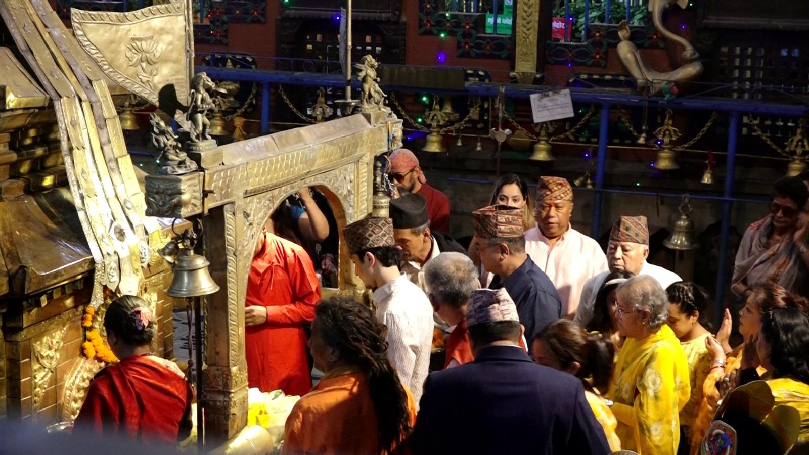 Candlelight Tribute Held at Ganesh Temple to Honor Late King Birendra and Family