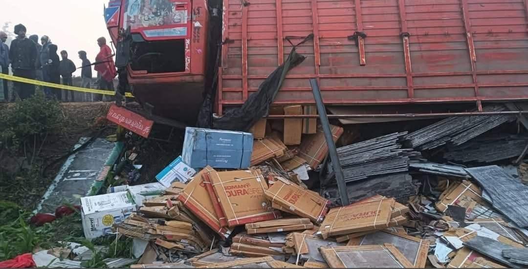 Five Killed as Marble Laden Truck Overturns in Sunsari