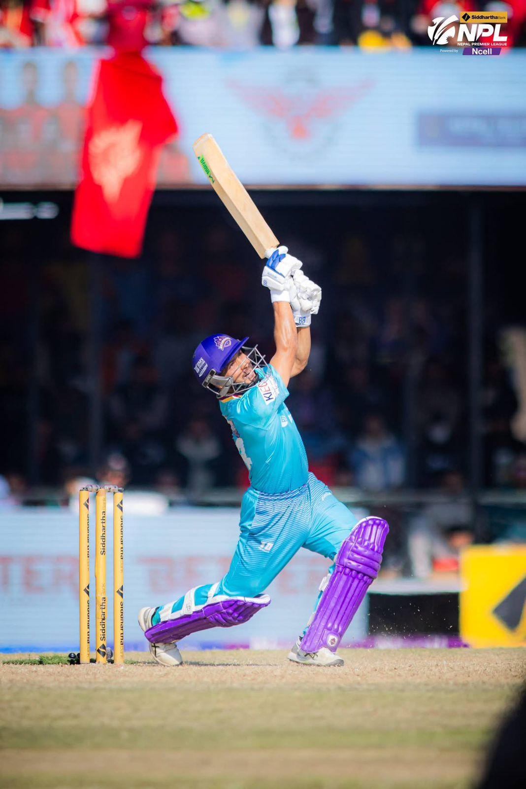 Charlesworth and Sharki Rescue Kathmandu Gorkhas to 165 Against Pokhara Avengers in NPL