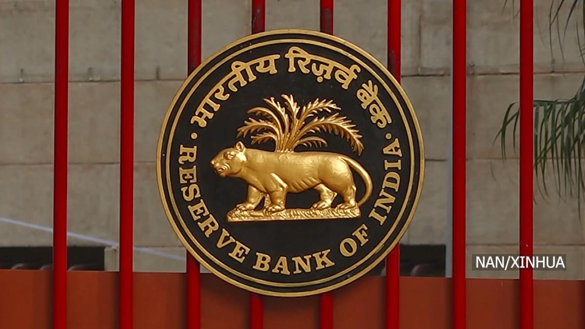 Indian Rupee Hits Historic Low of ₹91.73 Against US Dollar