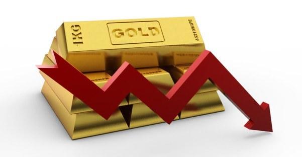 Gold Price Falls for Second Straight Day, Silver Inches Up
