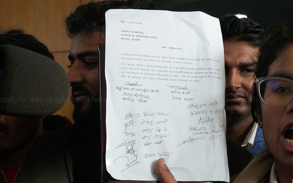 Denied Meeting, Gen-Z Activists Protest at PM’s Office