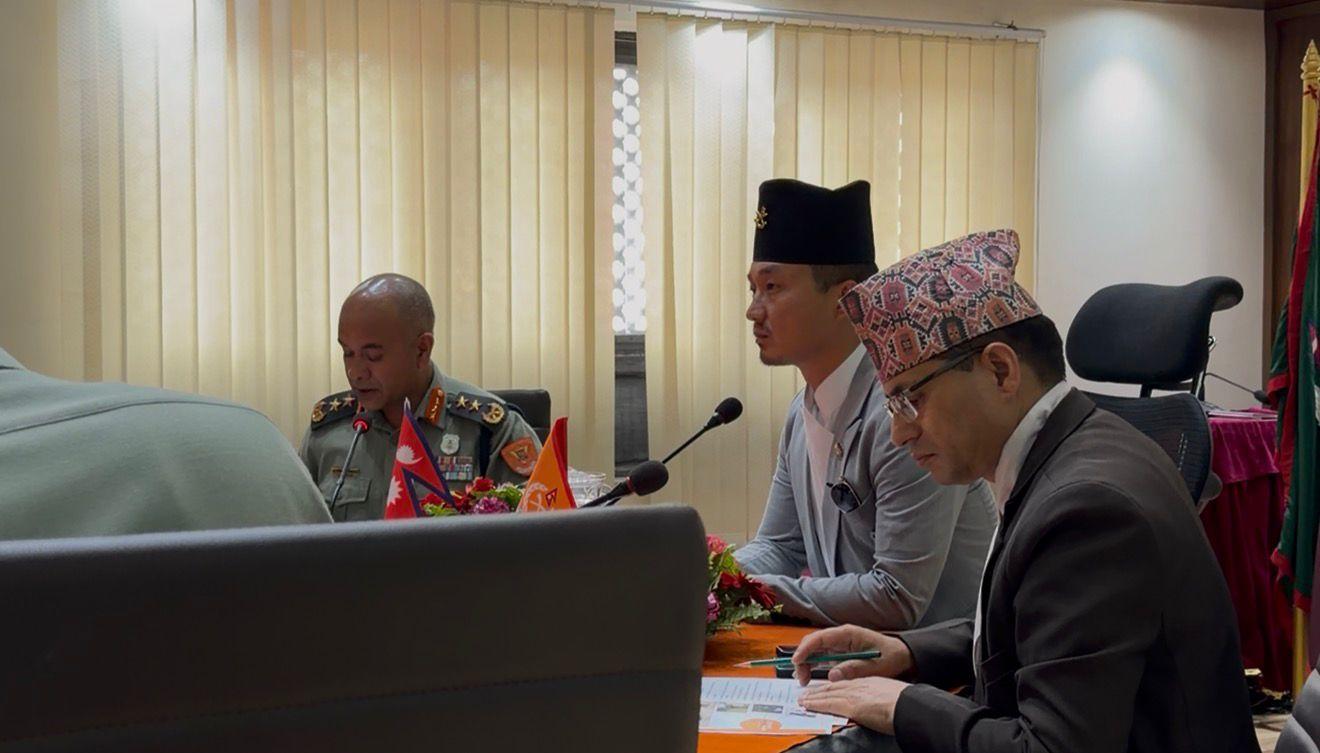 Home Minister Meets APF Chief, Focus on Disaster Preparedness and Border Security