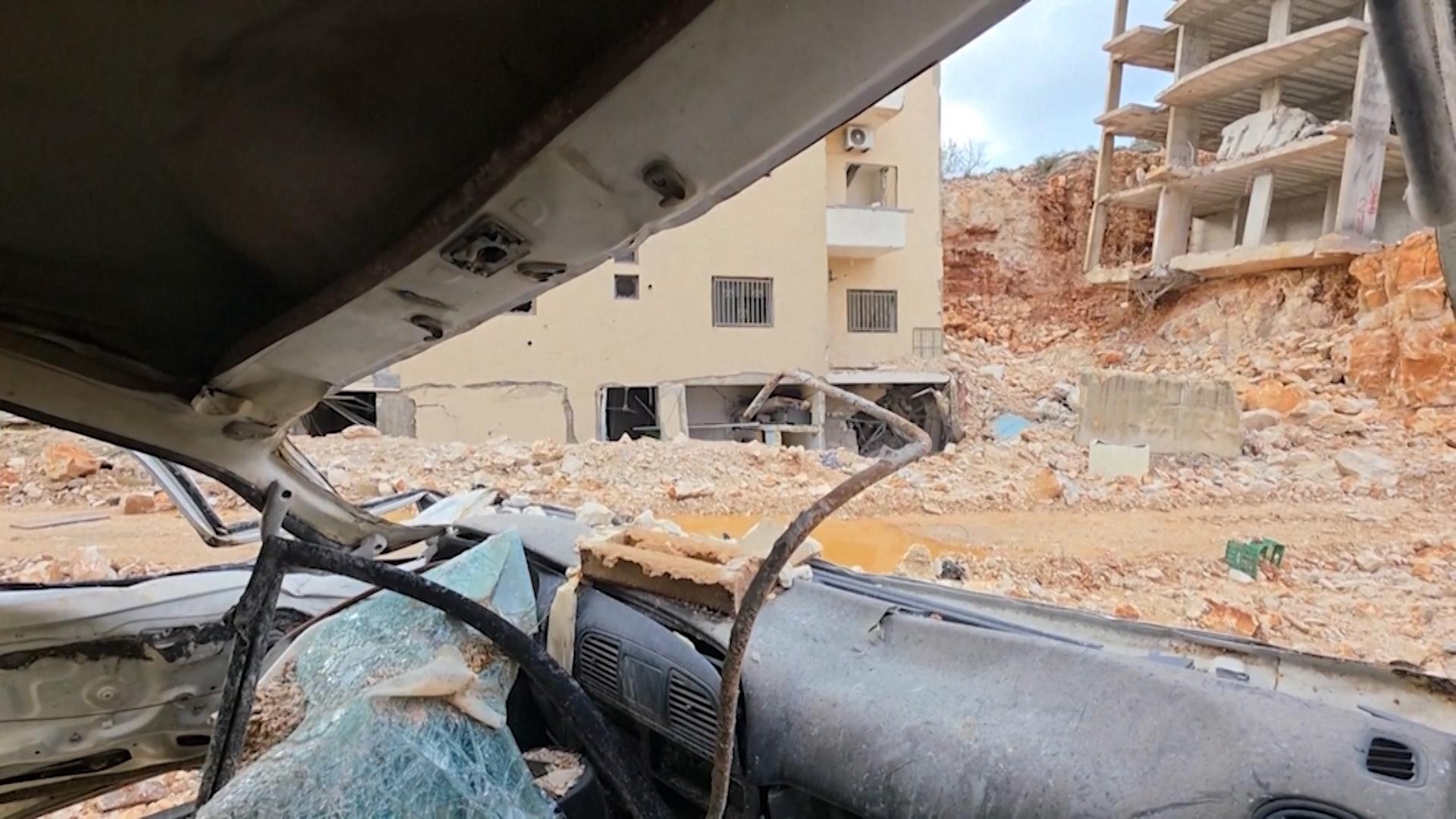 Israel–Hezbollah Clashes Displace 30,000 in Lebanon