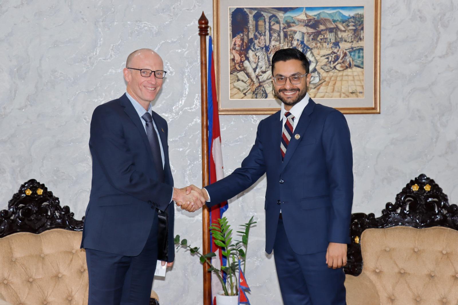 Australian Ambassador Pays Courtesy Call on Education Minister