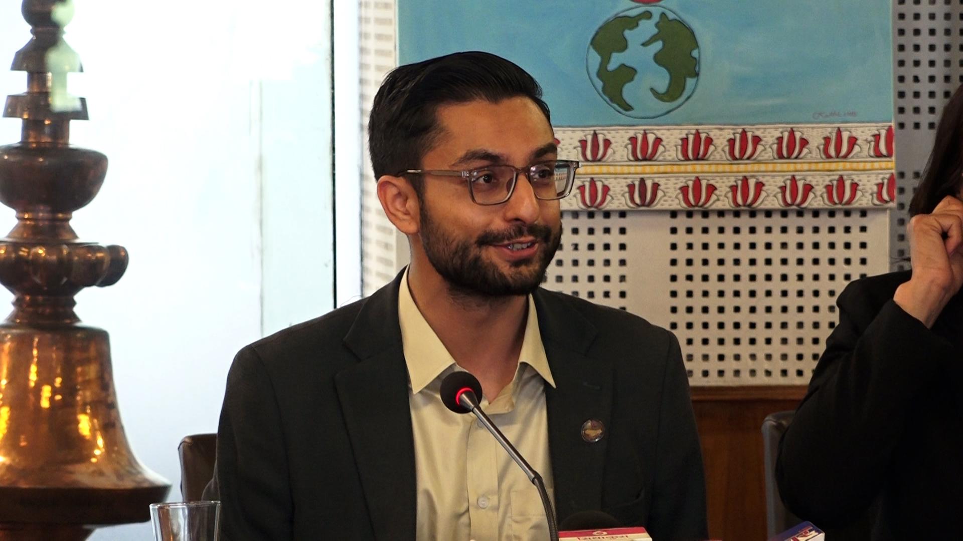 Government Recalls Consul General from Hong Kong