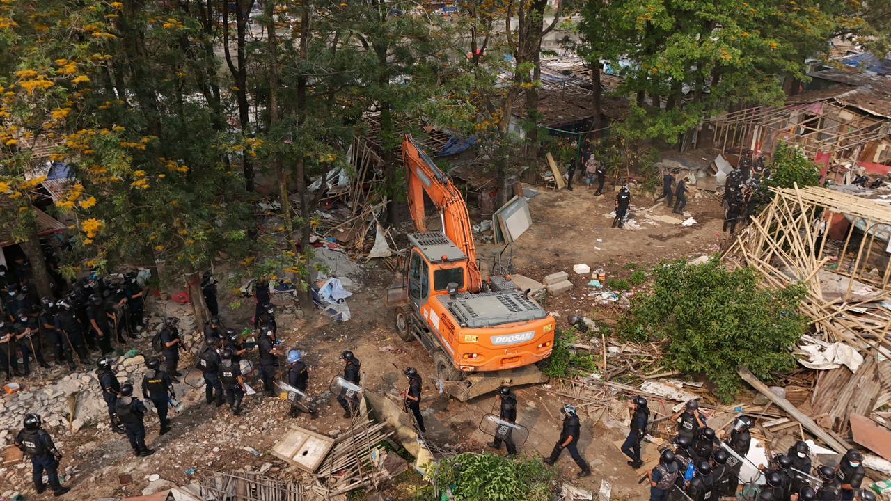 Bulldozer Rolls on Squatter Settlement in Thapathali