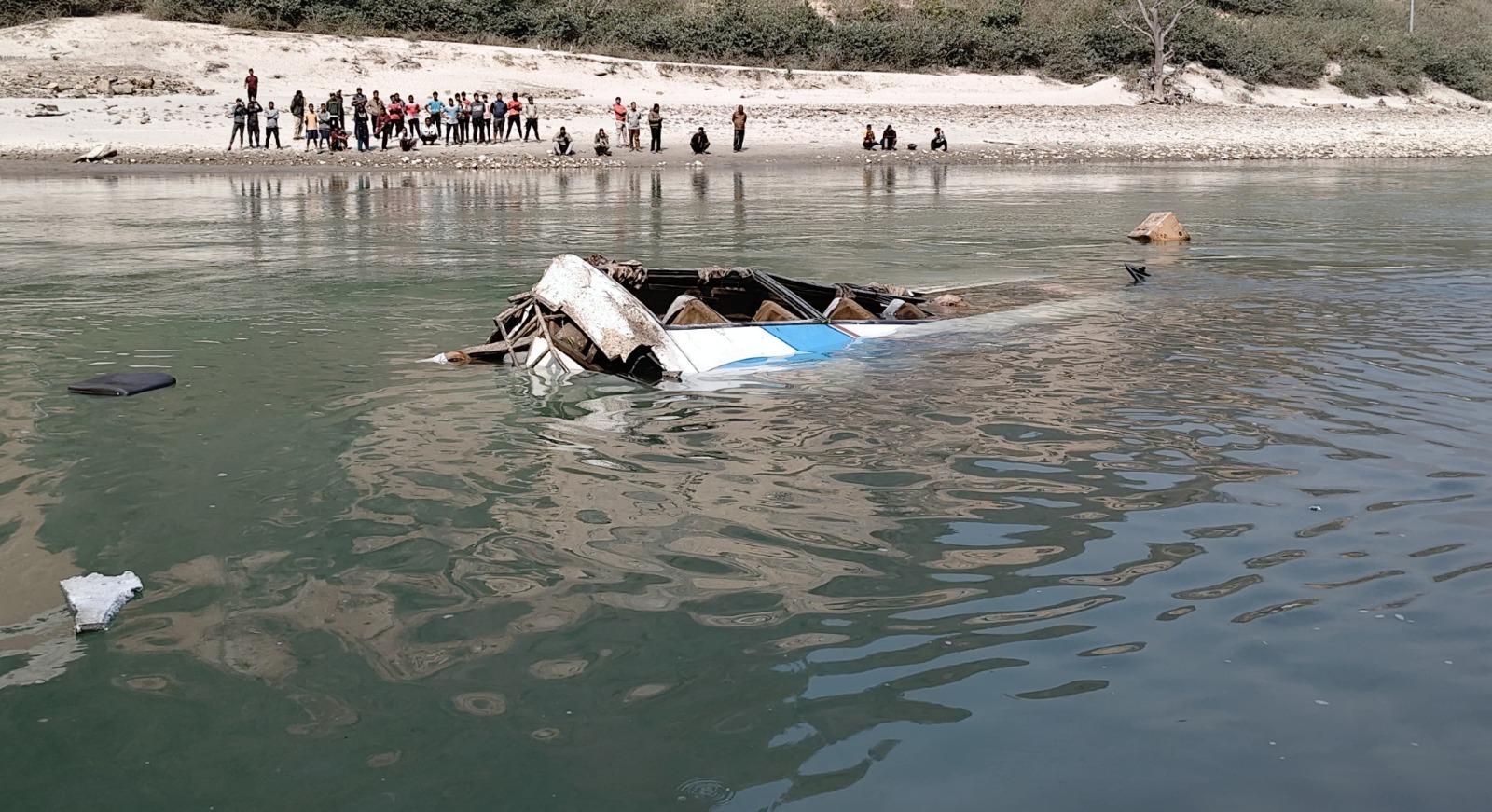 Immediate Relief Provided to Families of Tamakoshi Bus Accident Victims