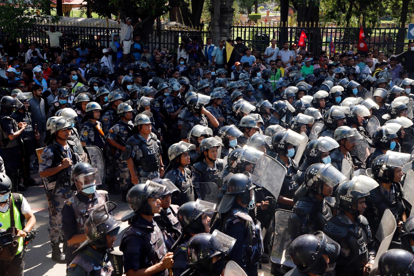 Pro-Monarchy Meeting Disrupted by Internal Tensions, Postponed Without Plan