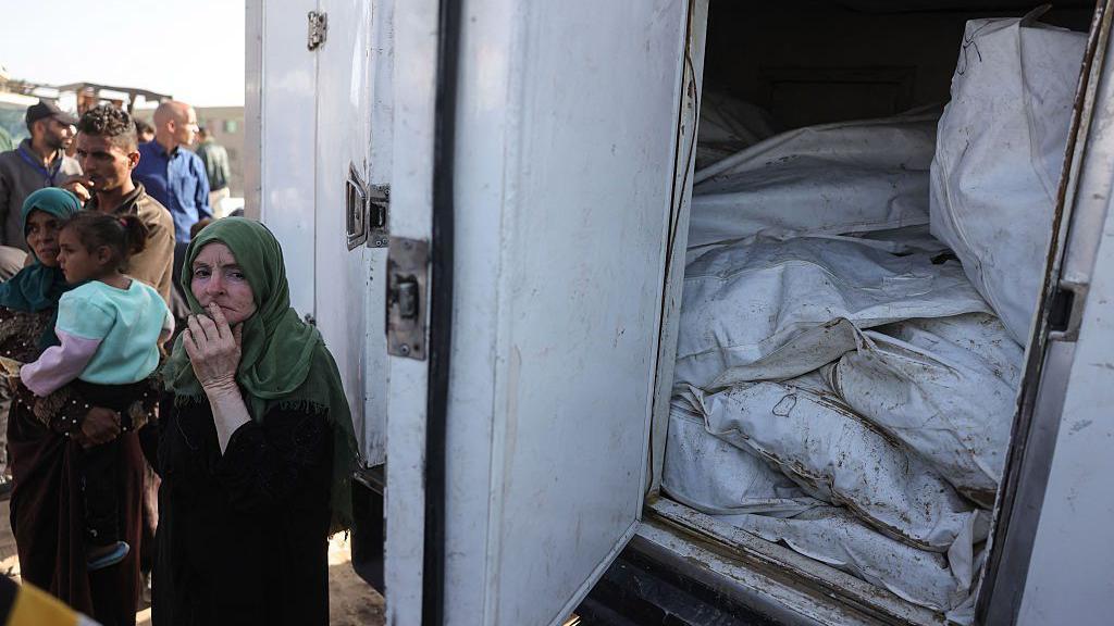 Gaza Struggles to Identify Decomposed Bodies Amid Ceasefire Exchange
