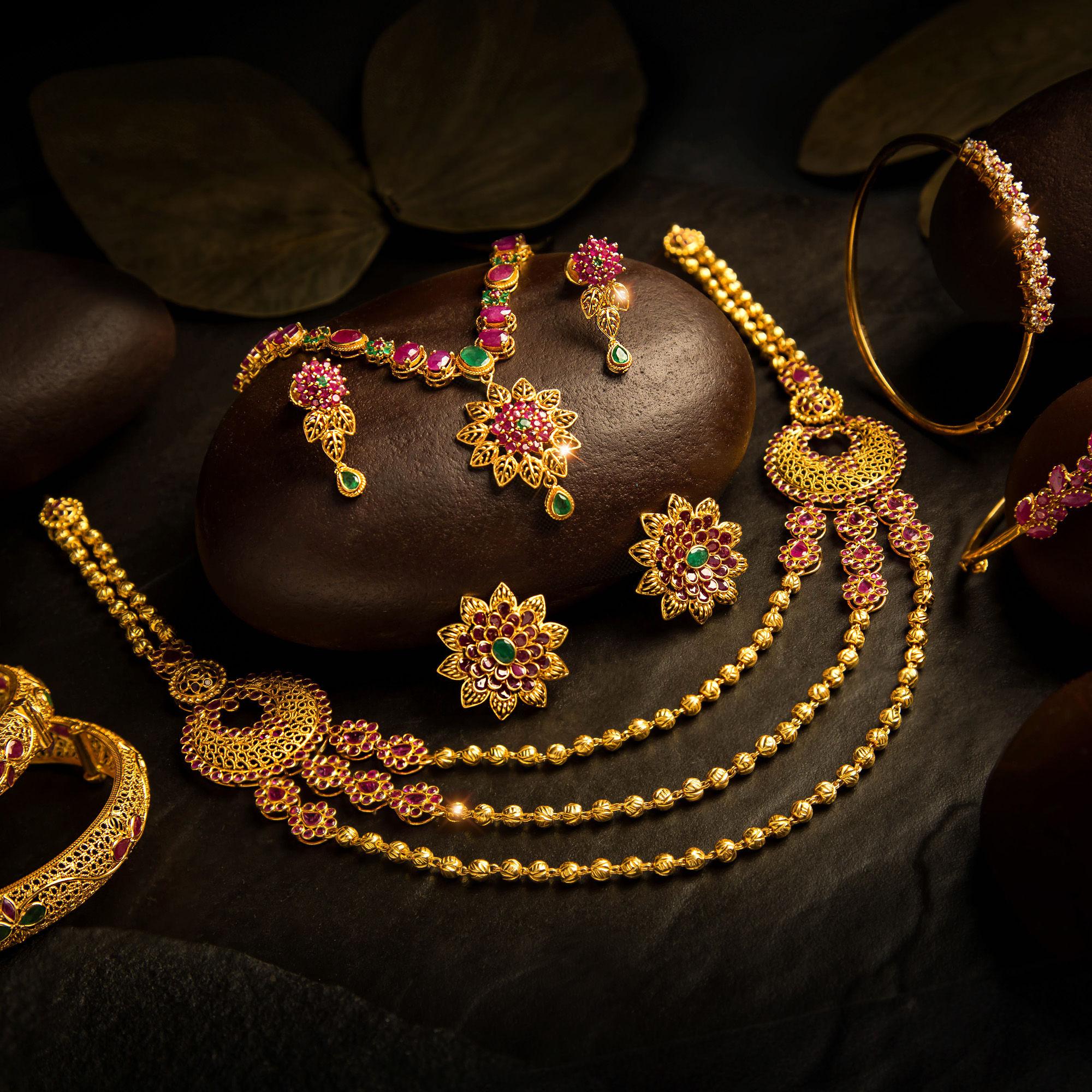 Gold and Silver Prices Rise Again in Nepal