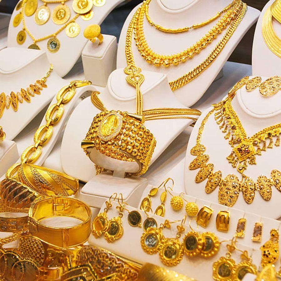 Gold Hits Rs 2.78 Lakh, Silver Also Climbs