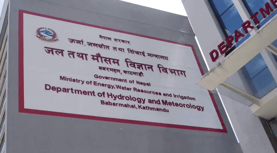 Partly Cloudy Weather with Chance of Light Rain and Snowfall