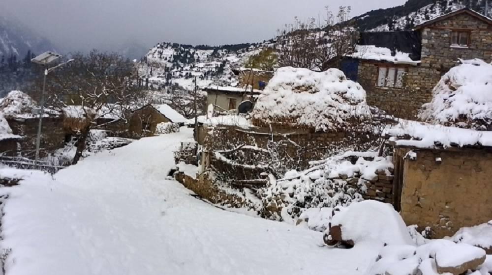 First Snowfall of the Season Blankets Humla, Roads Blocked